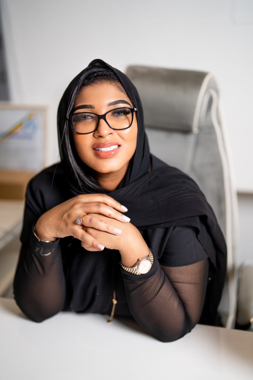 Ramadan Tour 2025 : La Présidente Fatoumata NIANE lance la distribution de 25 000 kits alimentaires à travers le Mali. 